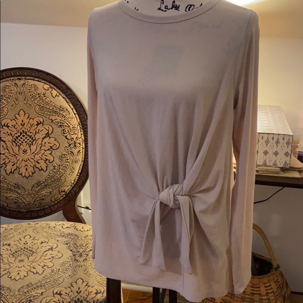 NWOT Cream top